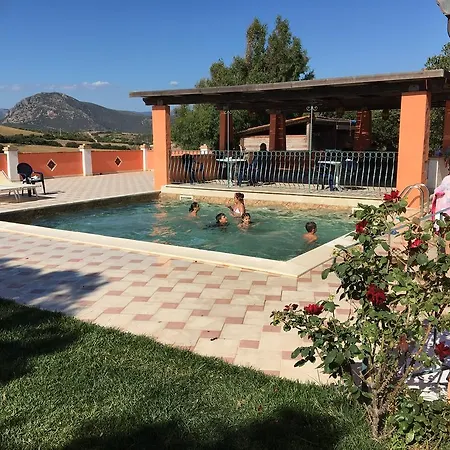 Agriturismo Le Querce *